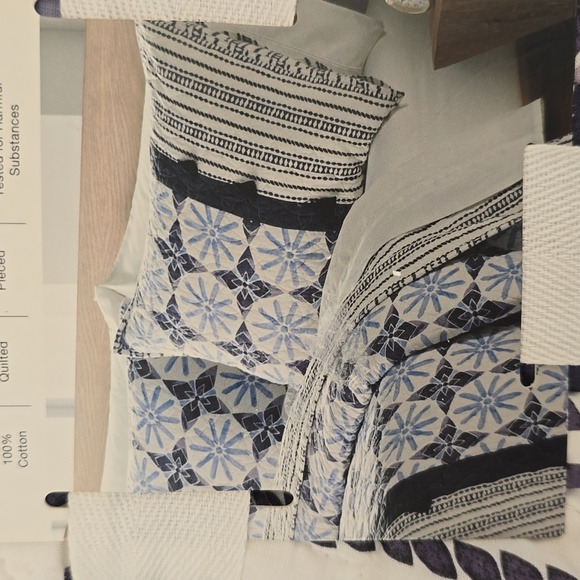 SONOMA BRAND STANDARD SIZE BLUE AND WHITE QUILTED PILLOW SHAMS BUNDLE OF 2 - Picture 1 of 12